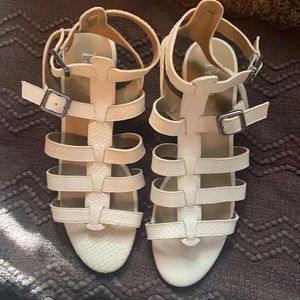 Reba Wedge sandals Creme Barbara